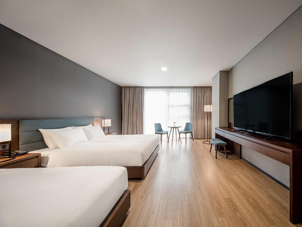 Hotel Topsten (5-Star Hotel in Gangneung)