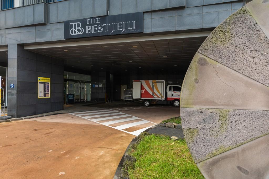 더 베스트 제주 성산 (The Best Jeju Seongsan): A Comfortable Stay in Seongsan
