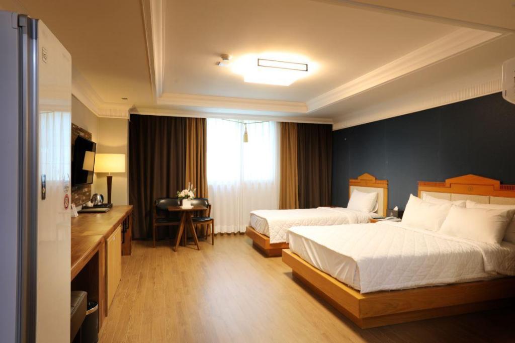 Empire Tourist Hotel (엠파이어관광호텔): A Comfortable Stay in Gwangju