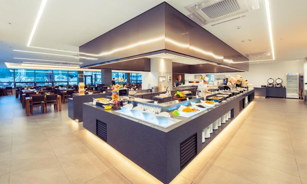 Yeosu Venezia Hotel & Resort: A Comfortable Stay with Ocean Views (여수 베네치아 호텔&리조트)