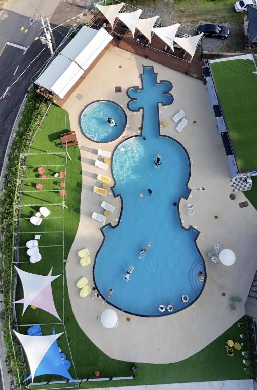 Gapyeong Violin Glamping N Caravan: A Cozy Escape by the Bukhan River