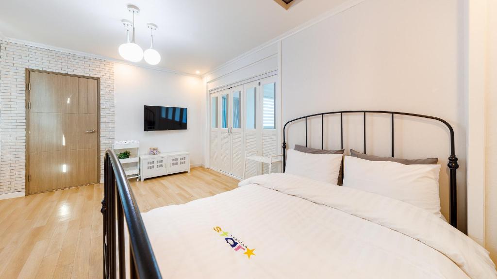 Sokcho Pension Byul: A Haven of Comfort and Convenience