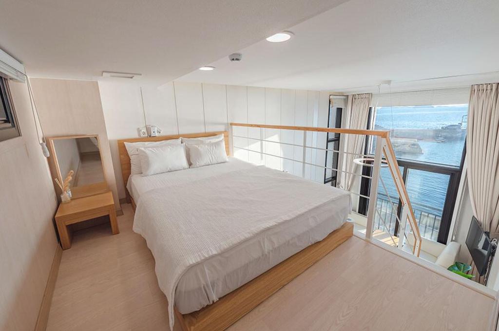 Aramer Spa Pension: Luxurious Relaxation in Yeosu
