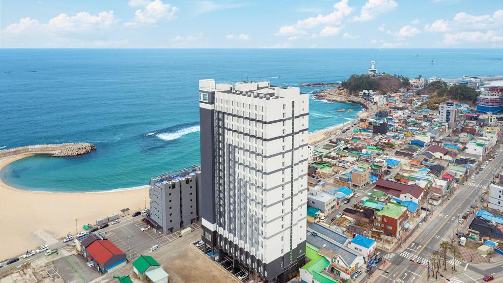 리안비채 1819호 (Rian Biche 1819): A Comfortable Seaside Stay in Sokcho