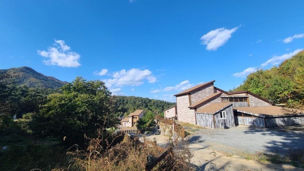 Best Hotels in Gapyeong, South Korea – Pinepino Pool Villa Review