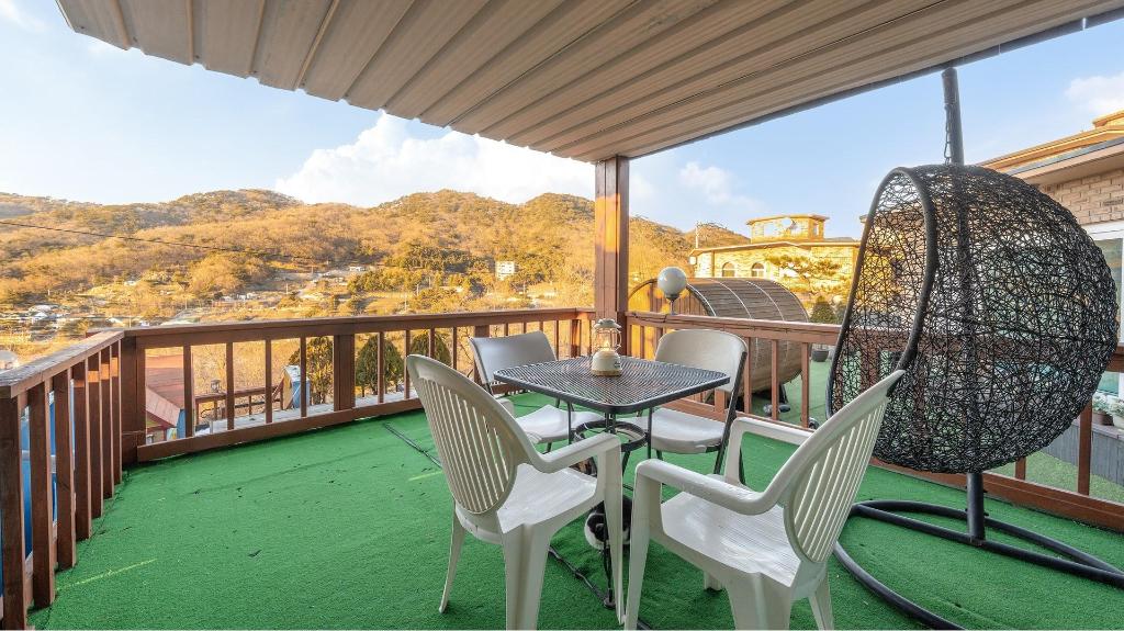 Best Hotels in Incheon, South Korea – Ganghwa Sky Garden Poolvilla Review