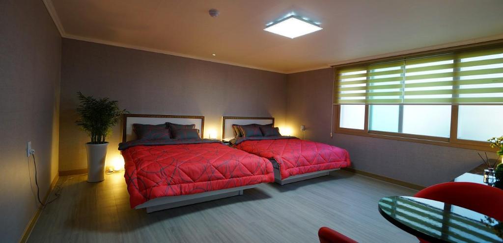 Best Hotels in Jeonju, South Korea – Neoulgaji Hanok Stay Review