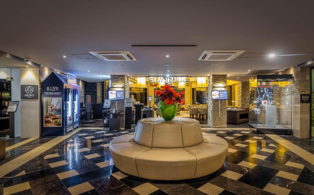 Best Hotels in Jeju, South Korea – Kensington Resort Jeju Hanlim Review