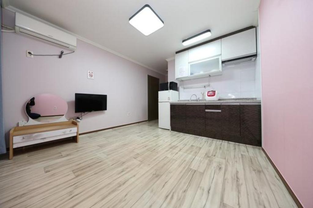 Best Hotels in Boryeong, South Korea – Daemyung Pension Review