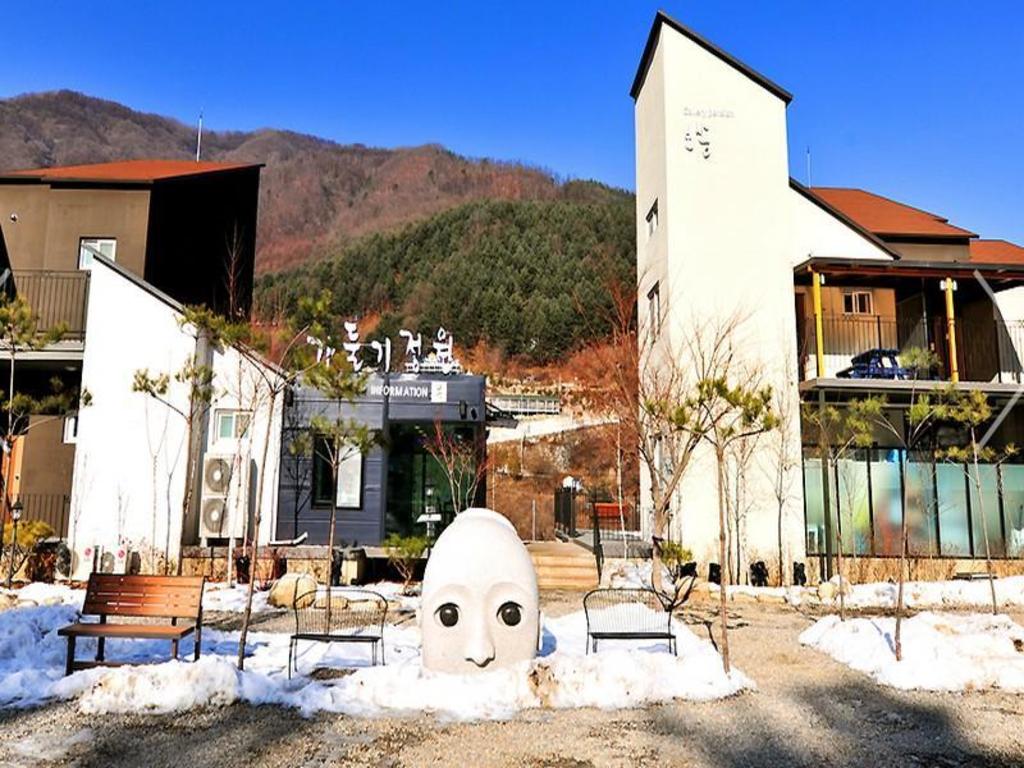 Best Hotels in Gapyeong, South Korea – Gadulgi Garden Pension Review