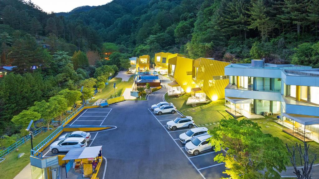 Best Hotels in Gapyeong, South Korea – Tellem Kids Pool Villa Review