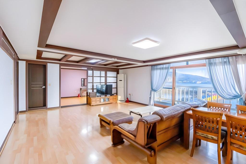 Best Hotels in Ansan, South Korea – Daebudo Ara Pension Review
