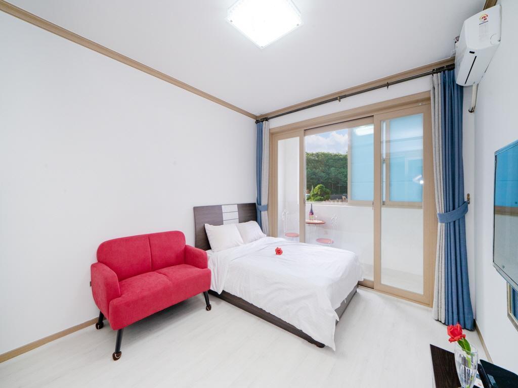 Best Hotels in Samcheok, South Korea – Happy House Pension Review