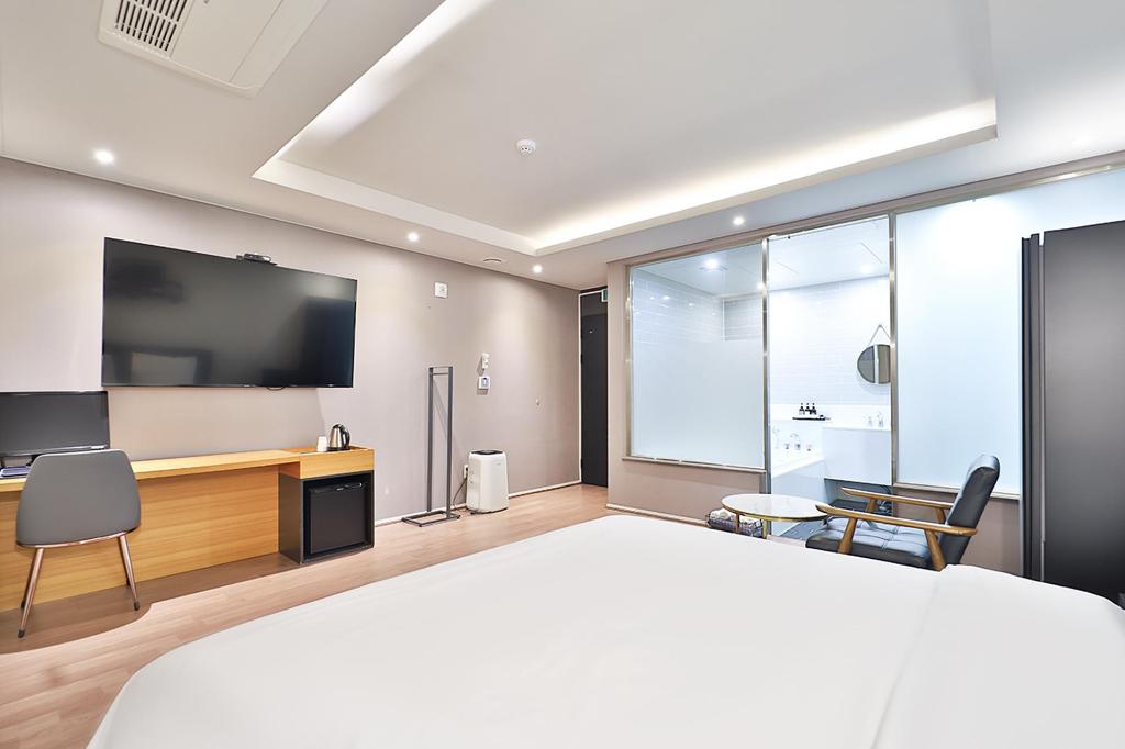 Brown Dot Hotel Ulsan Seongnam (브라운도트 호텔 울산성남점): A Decent Budget-Friendly Option in Ulsan