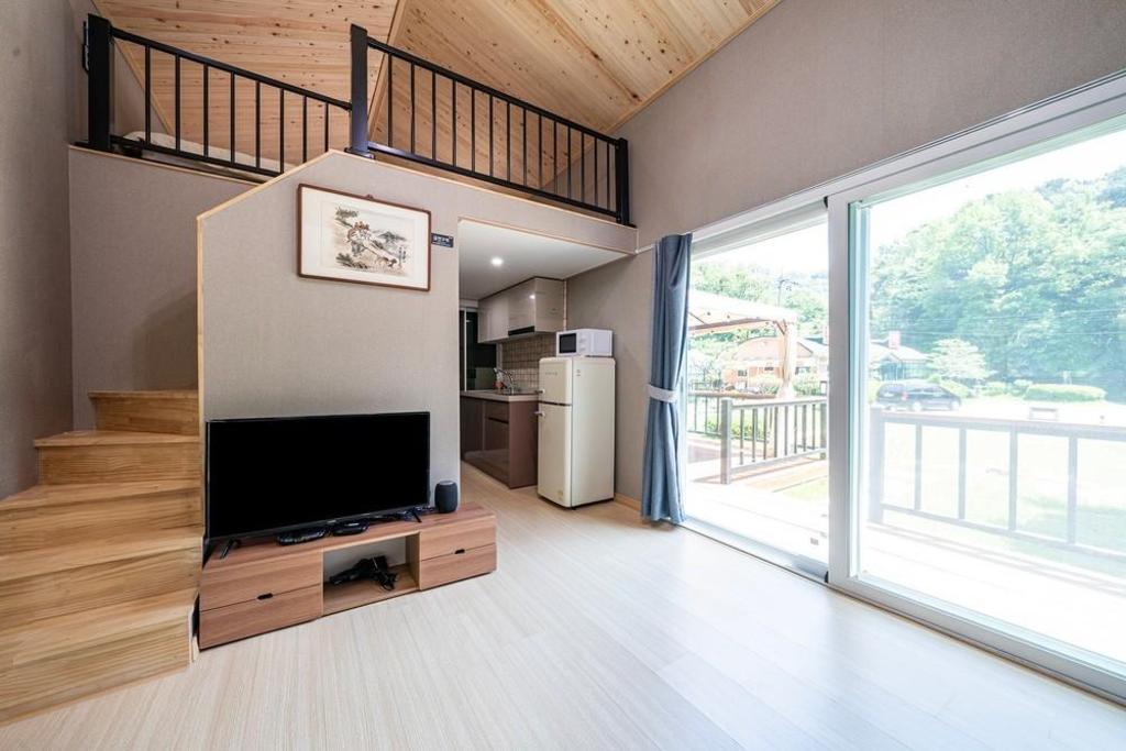 용인 동구박펜션 image
