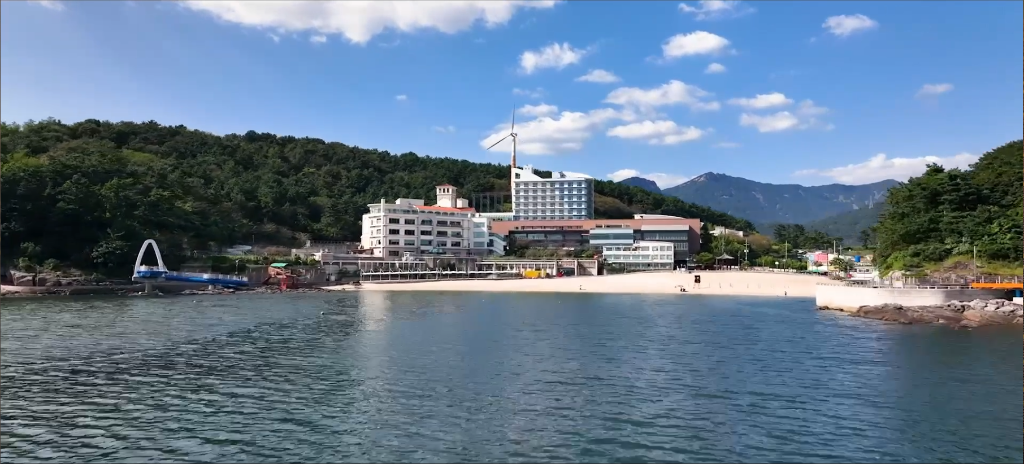 남일대 리조트 image