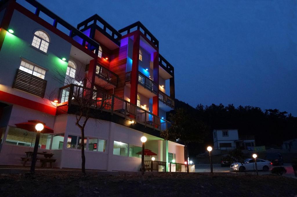 변산반도 케이팝 펜션 image