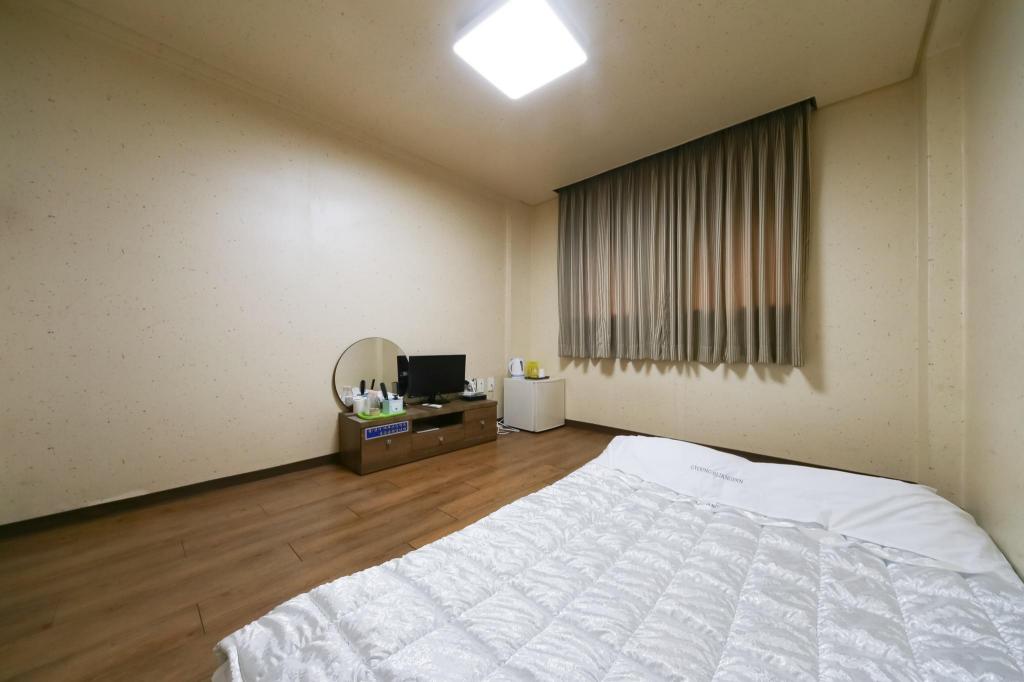 Gyeongju jang image