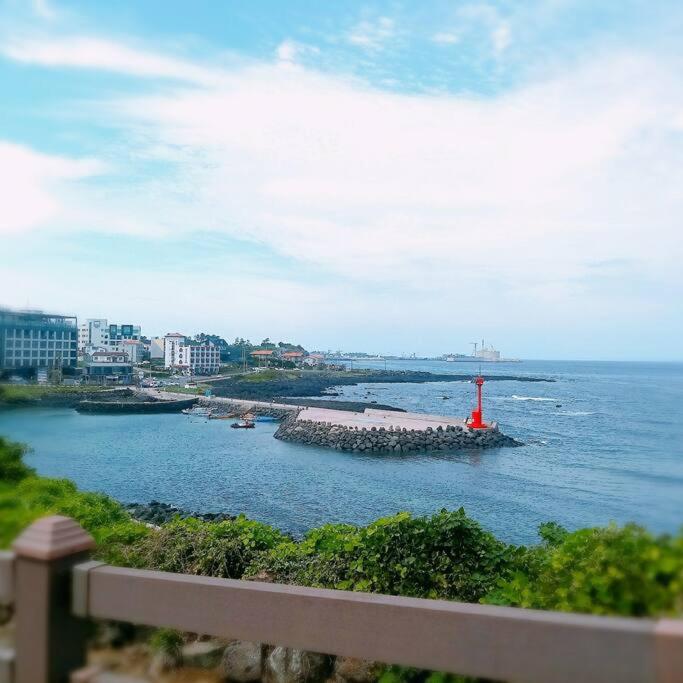 애월바다 타운하우스 image