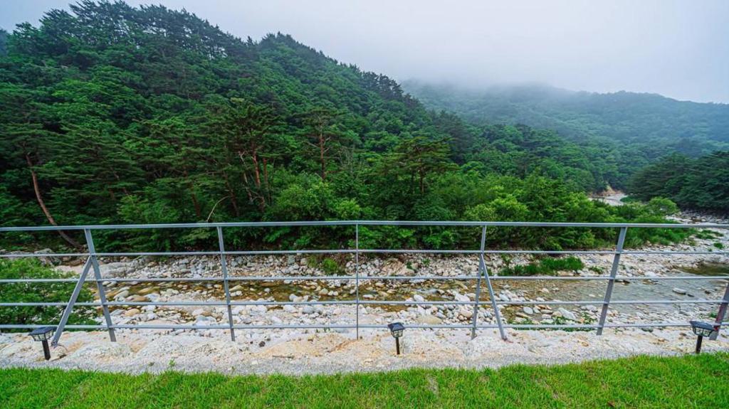 오색 휴 펜션 image