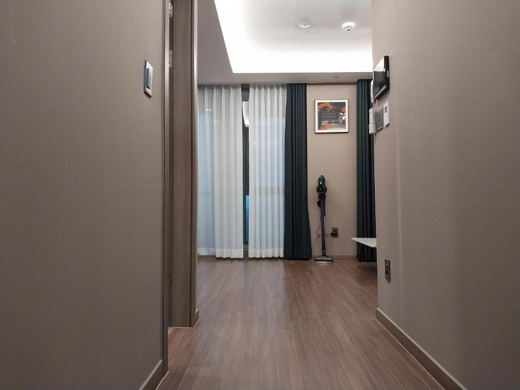 The solid residence - Elbon the stay by haeundae image