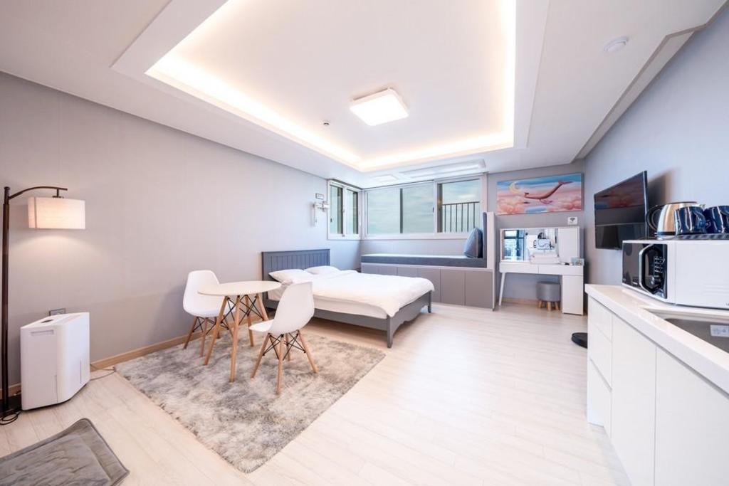 델마 펜션 image
