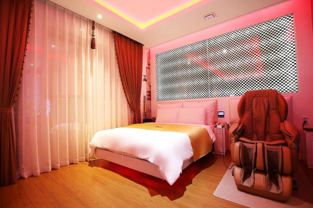 상당구의 아파트먼트 (82m², 침실 1개, 프라이빗 욕실 1개) image