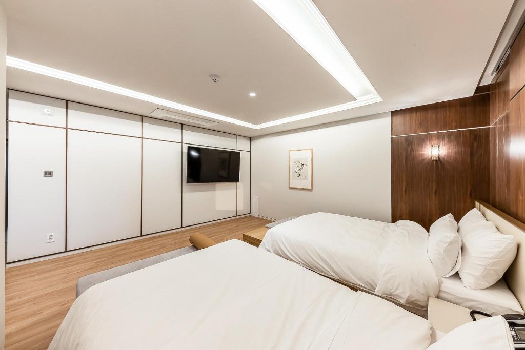 Brown-Dot Hotel Ulsan Sincheon image
