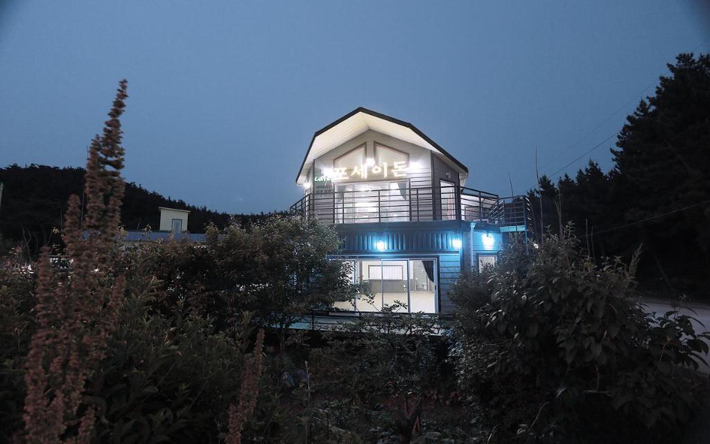 태안 포세이돈펜션 image