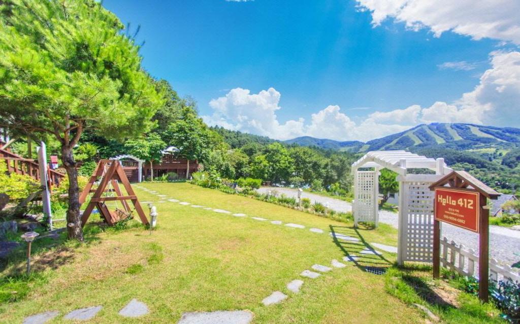 횡성 헬로우412 펜션 image