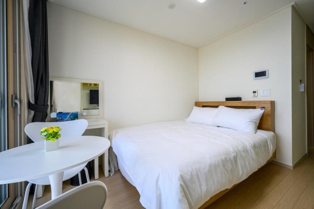스테이 동산 image