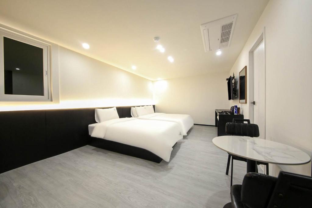Busan Seomyeon Broa Hotel image