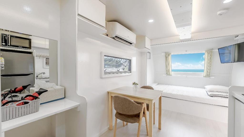 태그 하우스 image