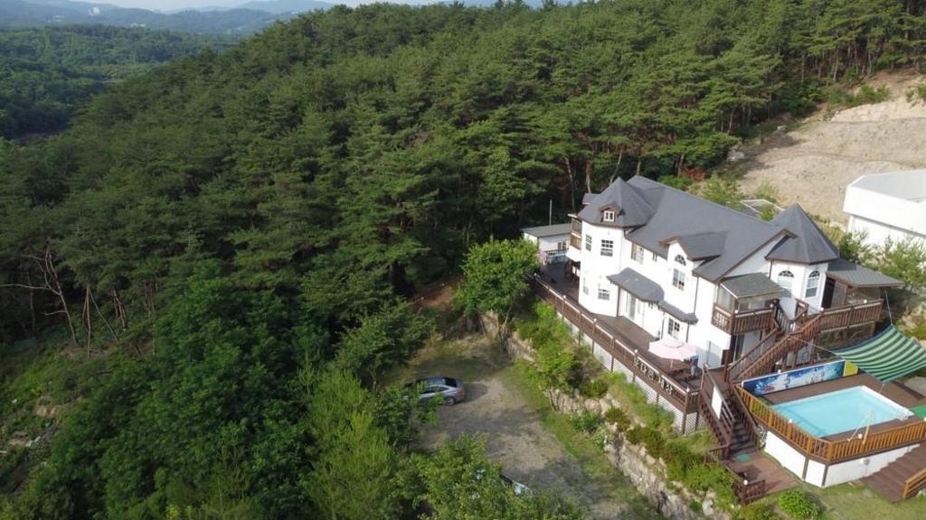 경주 또다른세상 펜션 image