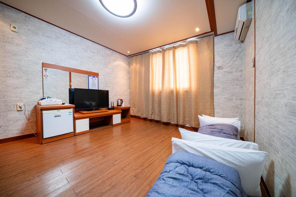 엔담 모텔 image
