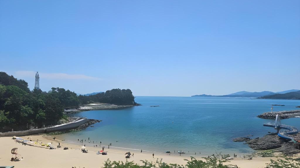 남일대 리조트 image