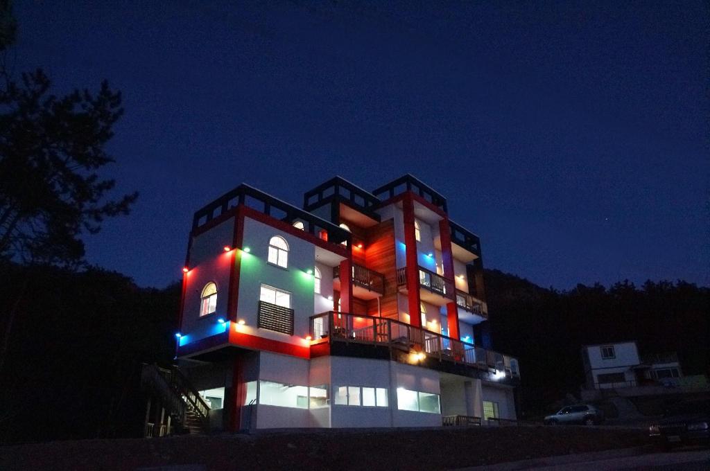 변산반도 케이팝 펜션 image