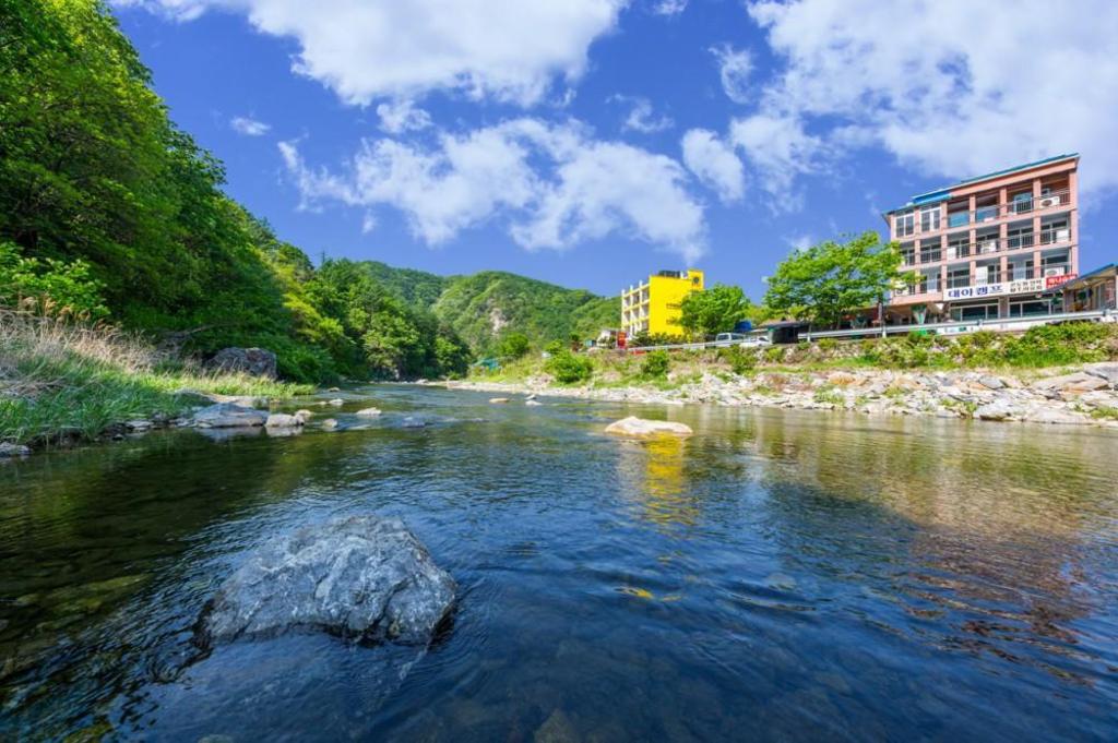 Best Hotels in Gapyeong, South Korea – Daeya Camp Review