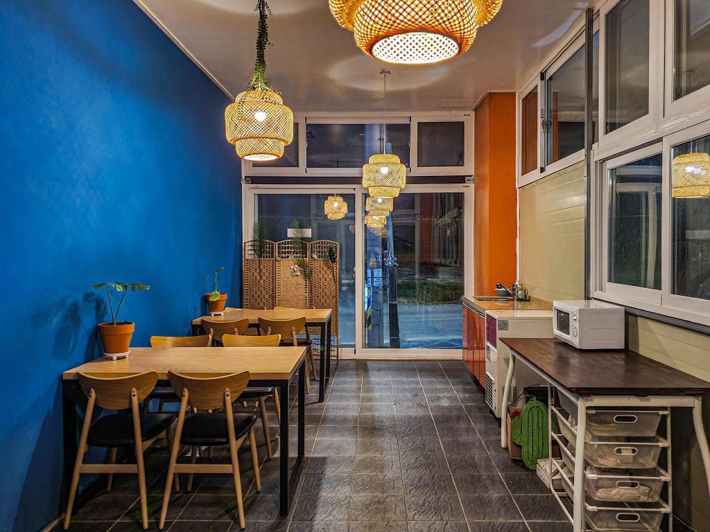 Best Hotels in Geoje, South Korea – Beach Blue Pet Pension Review