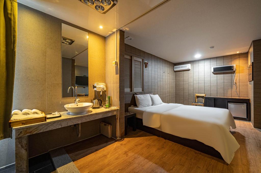 Best Hotels in Paju, South Korea – Nostalgia Hotel Review