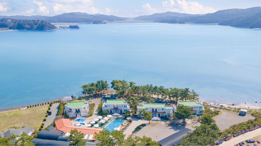Best Hotels in Taean, South Korea – Taean Aayana Ocean Place Review