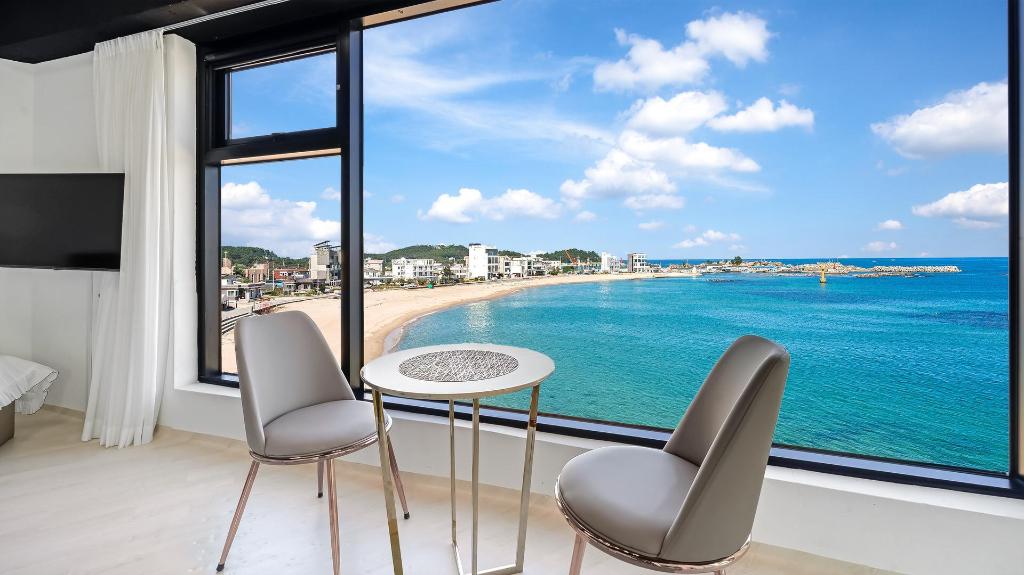 Best Hotels in Sokcho, South Korea – Le Mer 63 Pension Review