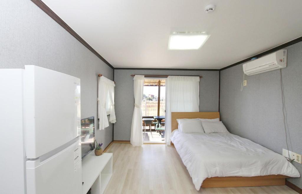 Best Hotels in Ansan, South Korea – Daebudo Grape Scent Pension Review