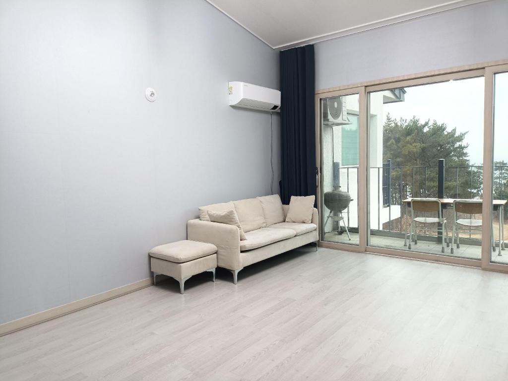 Best Hotels in Taean, South Korea – Taean Youth Hostel Review