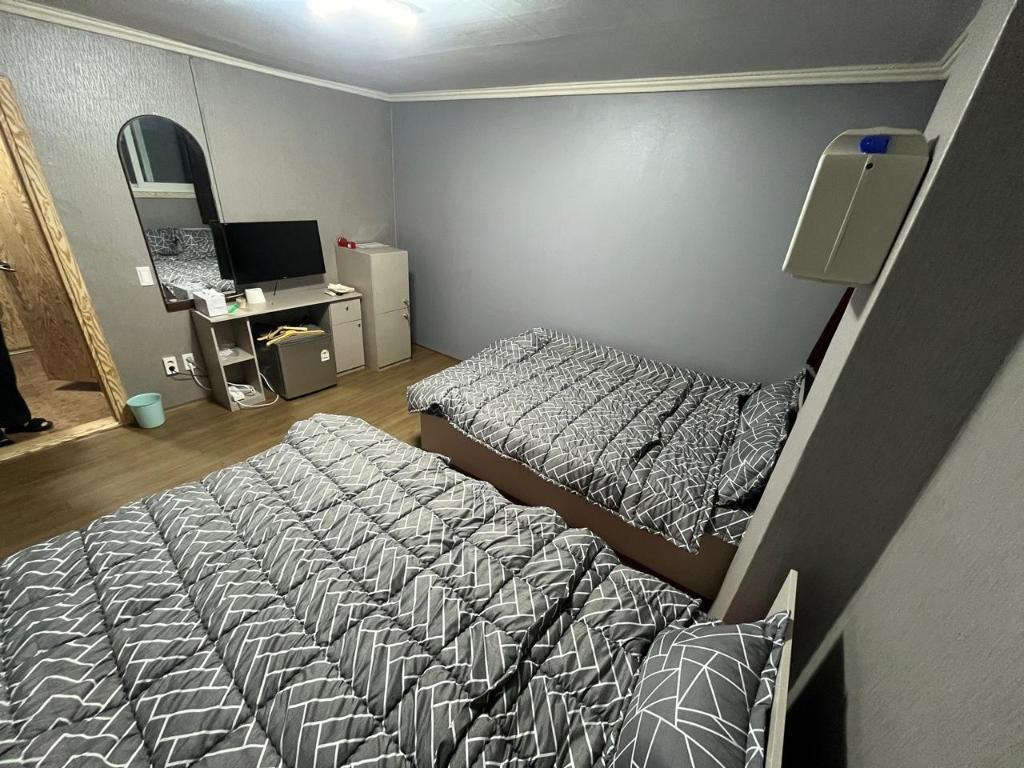 Best Hotels in Jinju, South Korea – Bonggok-dong Villa (26m², 1 Bedroom, 1 Private Bathroom) Review