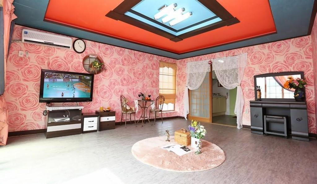 Best Hotels in Taean, South Korea – Silver Wave Pension Review