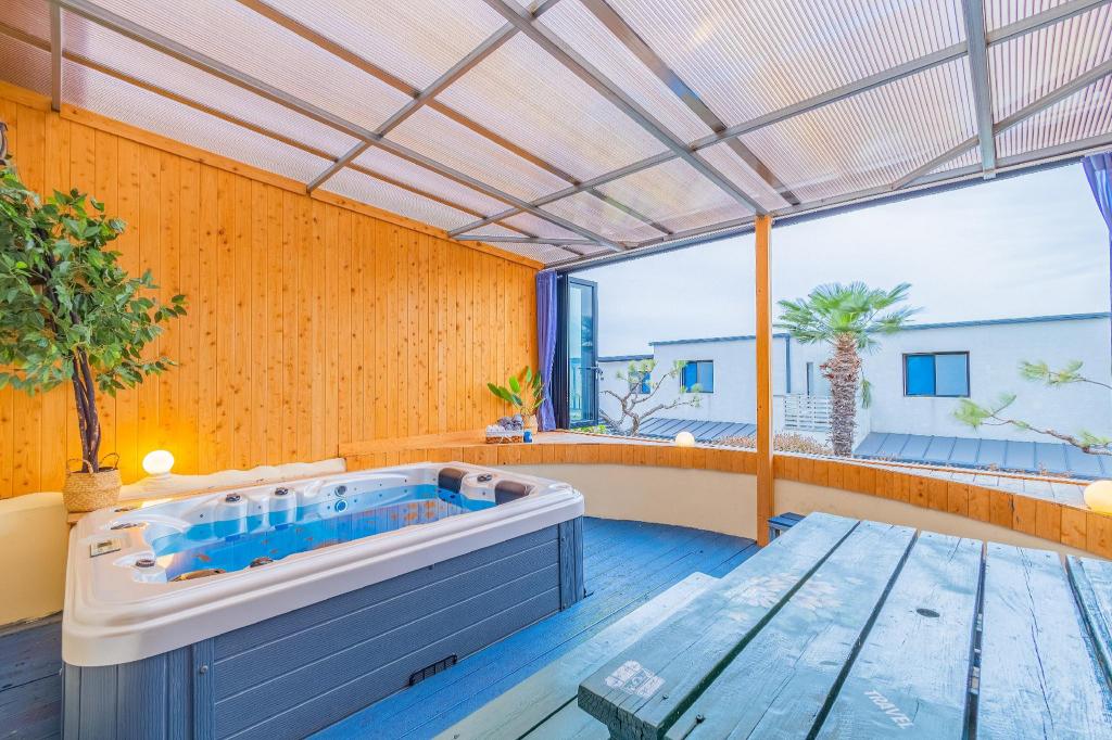 Best Hotels in Namhae, South Korea – Merble Blue Pension Review