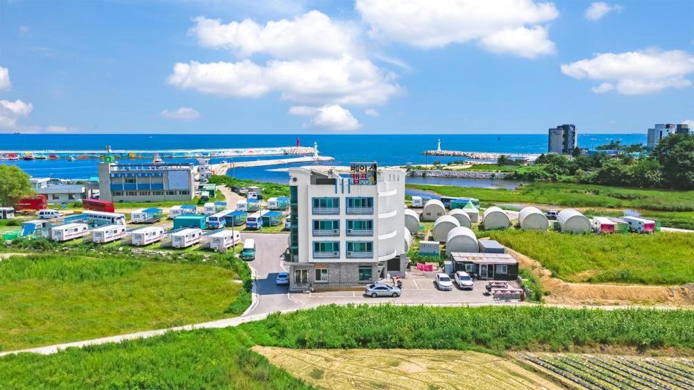 Best Hotels in Gangneung, South Korea – Gangneung Basecamp Pension Review