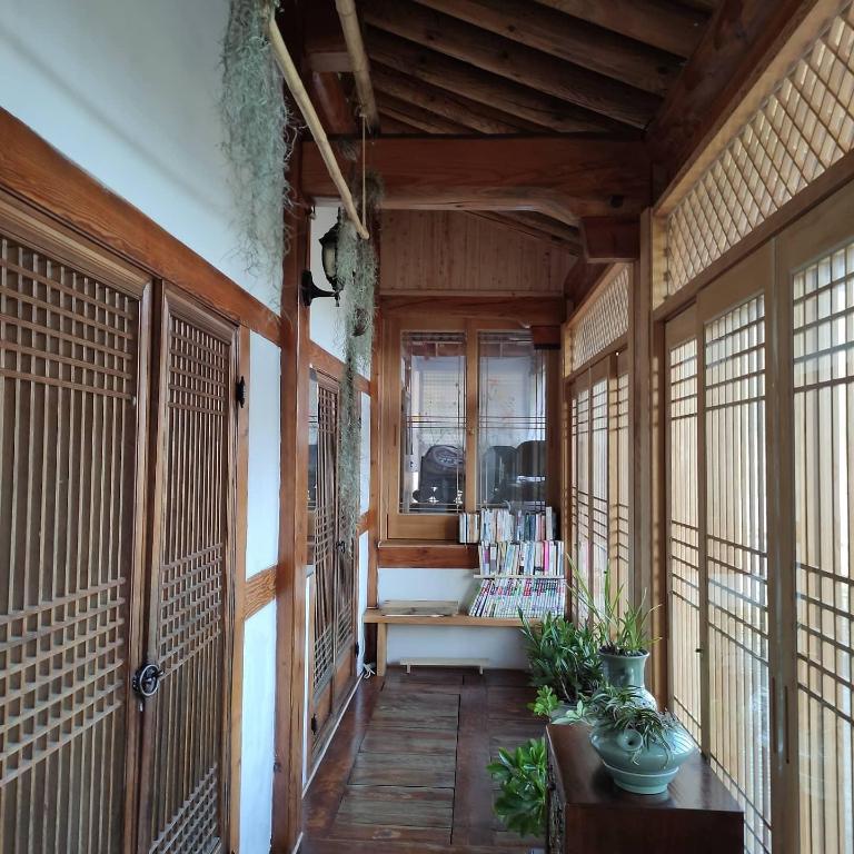 Best Hotels in Damyang, South Korea – Private House in Wolsan-myeon (99m², 1 Bedroom, 1 Private Bathroom) Review