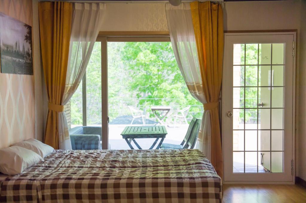 Best Hotels in Gapyeong, South Korea – Gapyeong Saemul Pension Review